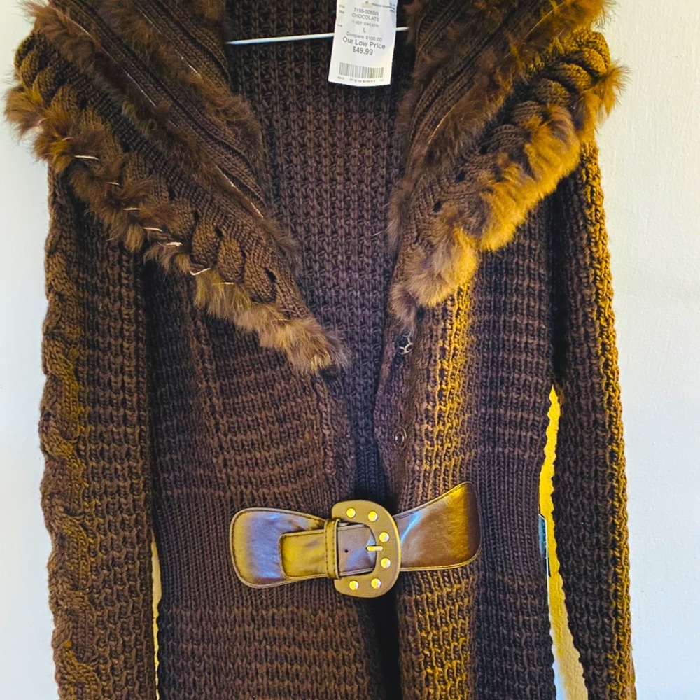 LONG SLEEVE SWEATER